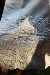 Fleuraison – Shrug