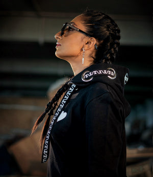 CRAZY EIGHTS – Women’s Hoodie